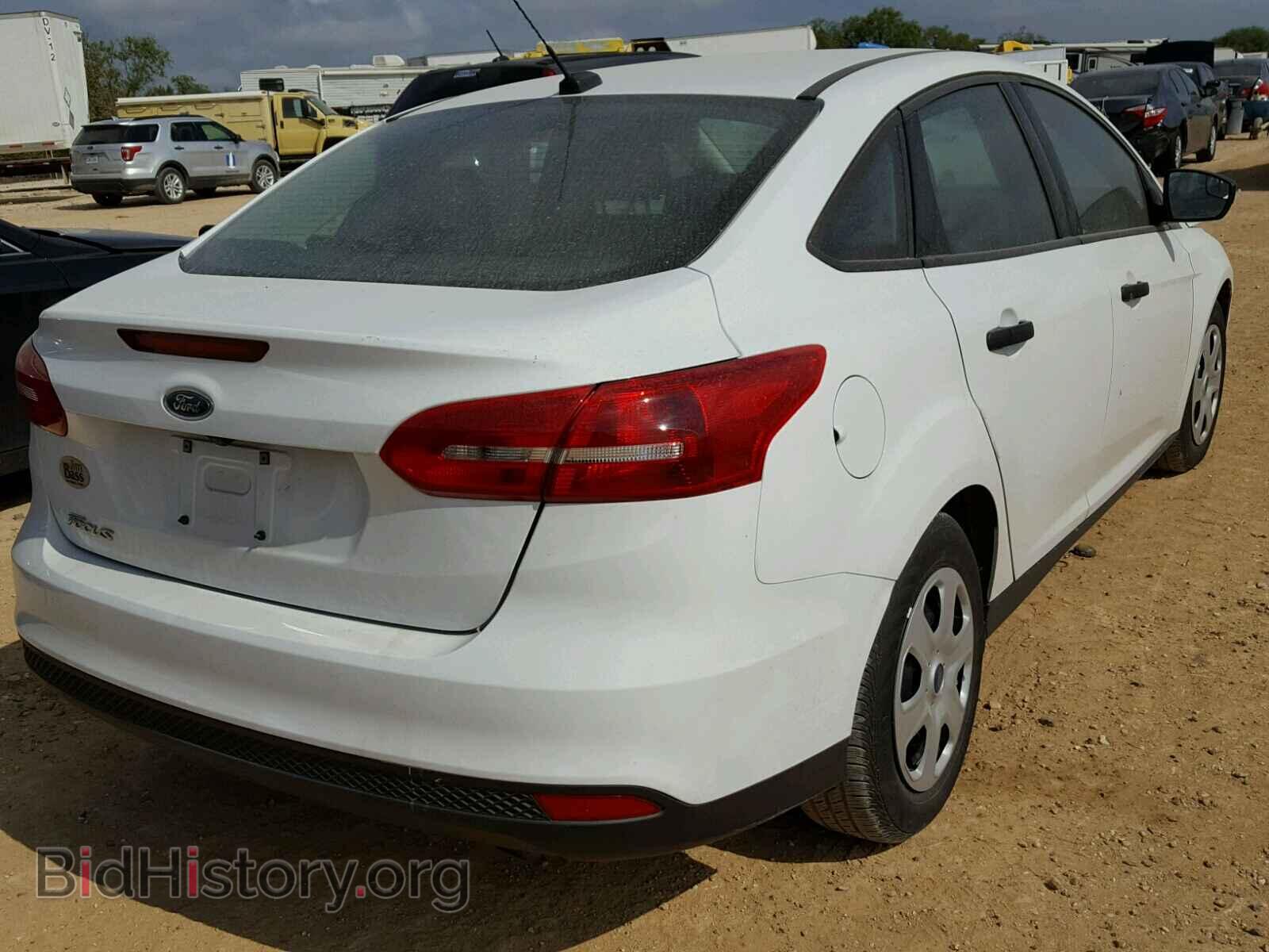 2017 FORD FOCUS - VIN: 1FADP3E2XHL290191 - Photo 4