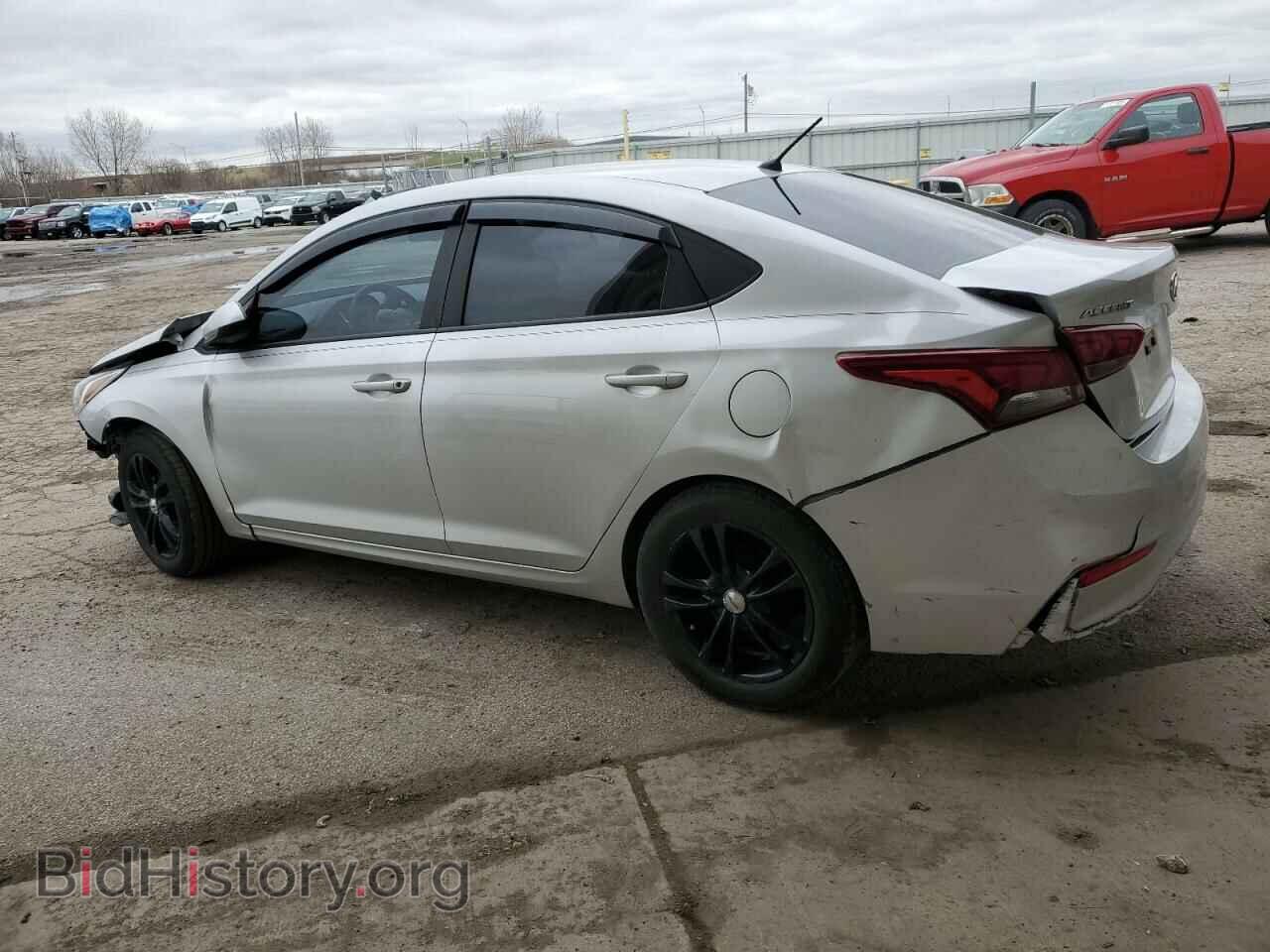 2018 HYUNDAI ACCENT - VIN: 3KPC24A3XJE007375 - Фото 2