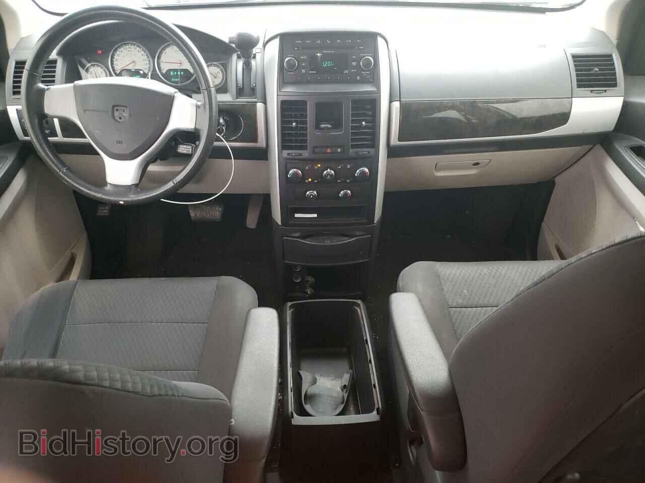 2010 DODGE CARAVAN - VIN: 2D4RN5D11AR484392 - Фото 8