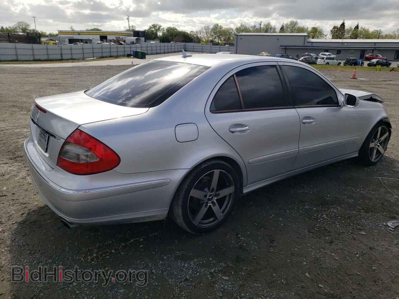 2007 MERCEDES-BENZ E-CLASS - VIN: WDBUF72X67B017708 - Photo 3