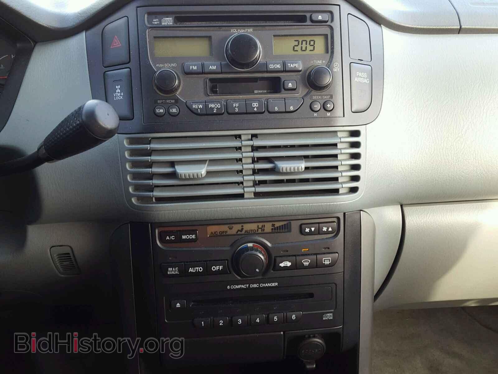 2005 HONDA PILOT - VIN: 5FNYF18465B051350 - Фото 9