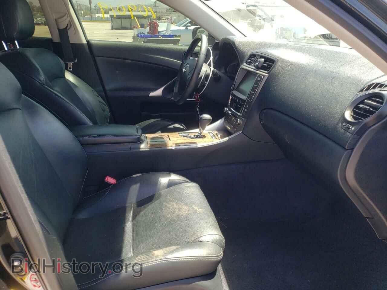 2010 LEXUS IS - VIN: JTHBF5C22A5121021 - Photo 5