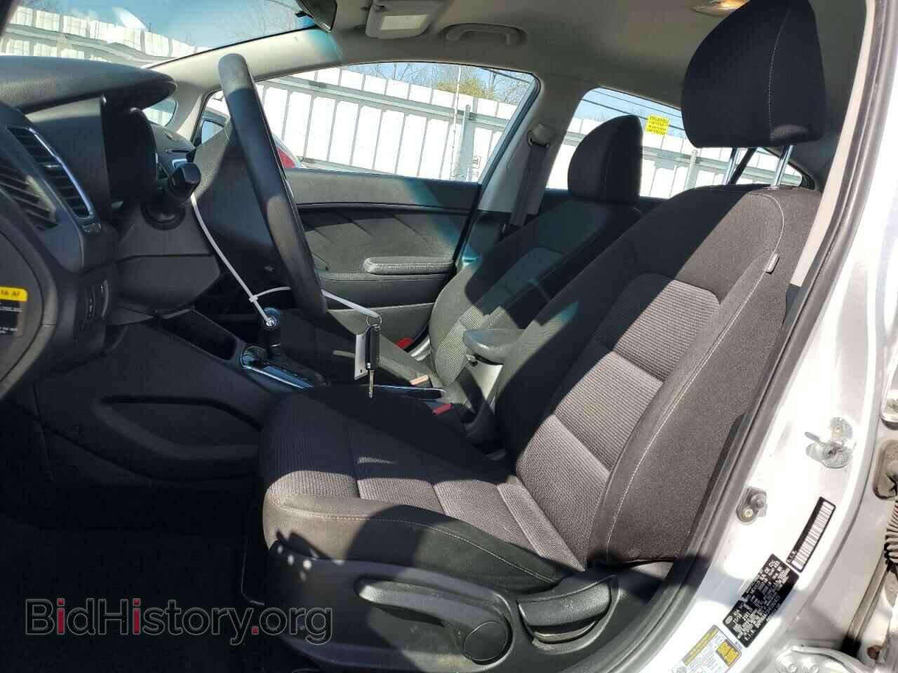 2017 KIA FORTE - VIN: 3KPFK4A73HE092425 - Фото 7