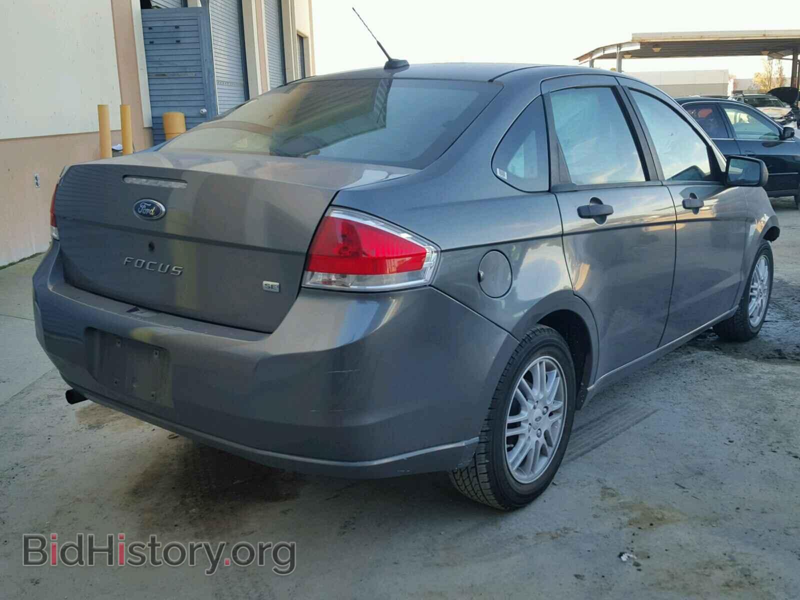 2009 FORD FOCUS - VIN: 1FAHP35N89W148871 - Photo 4