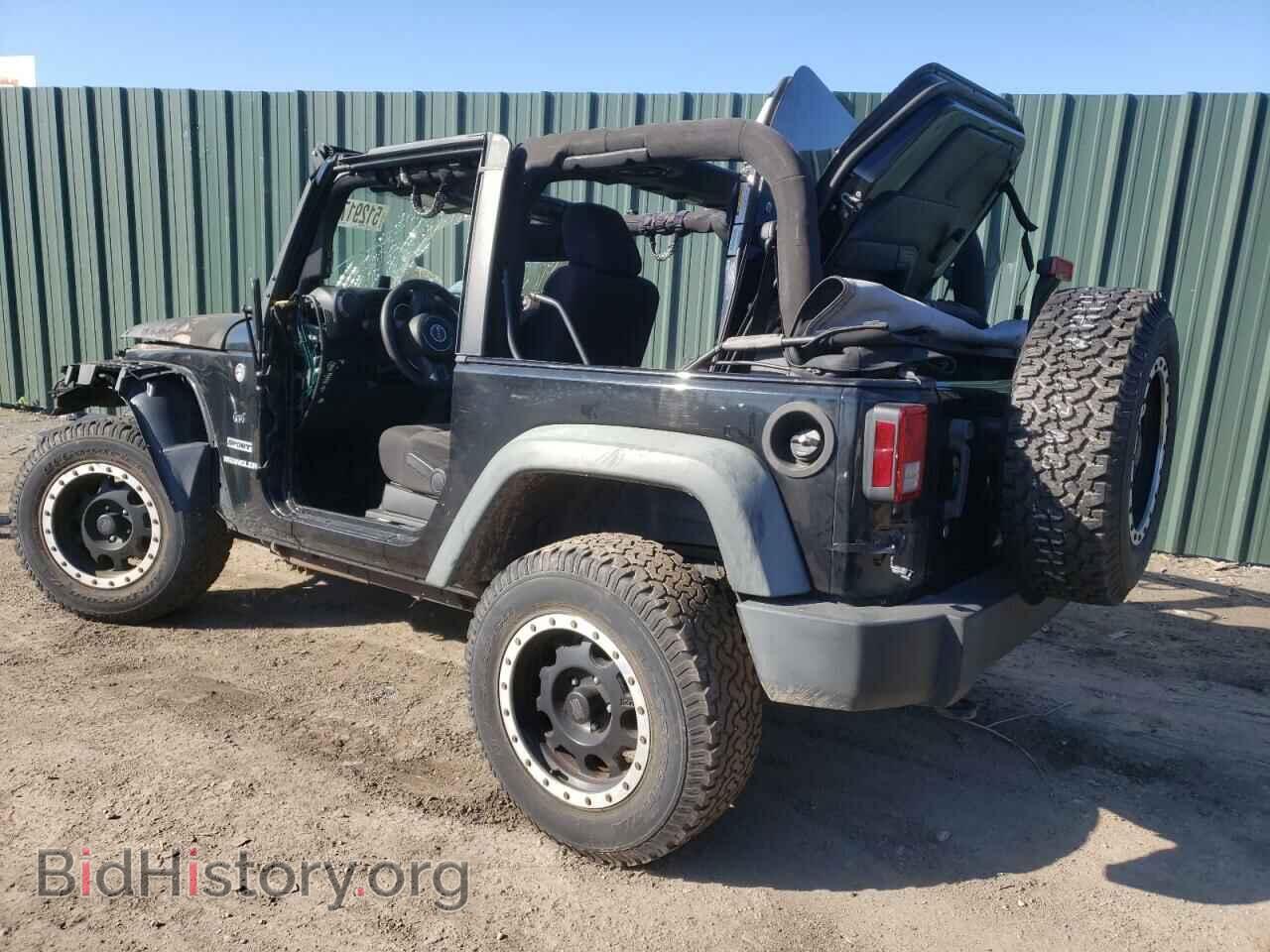 2011 JEEP WRANGLER - VIN: 1J4AA2D17BL583730 - Фото 2