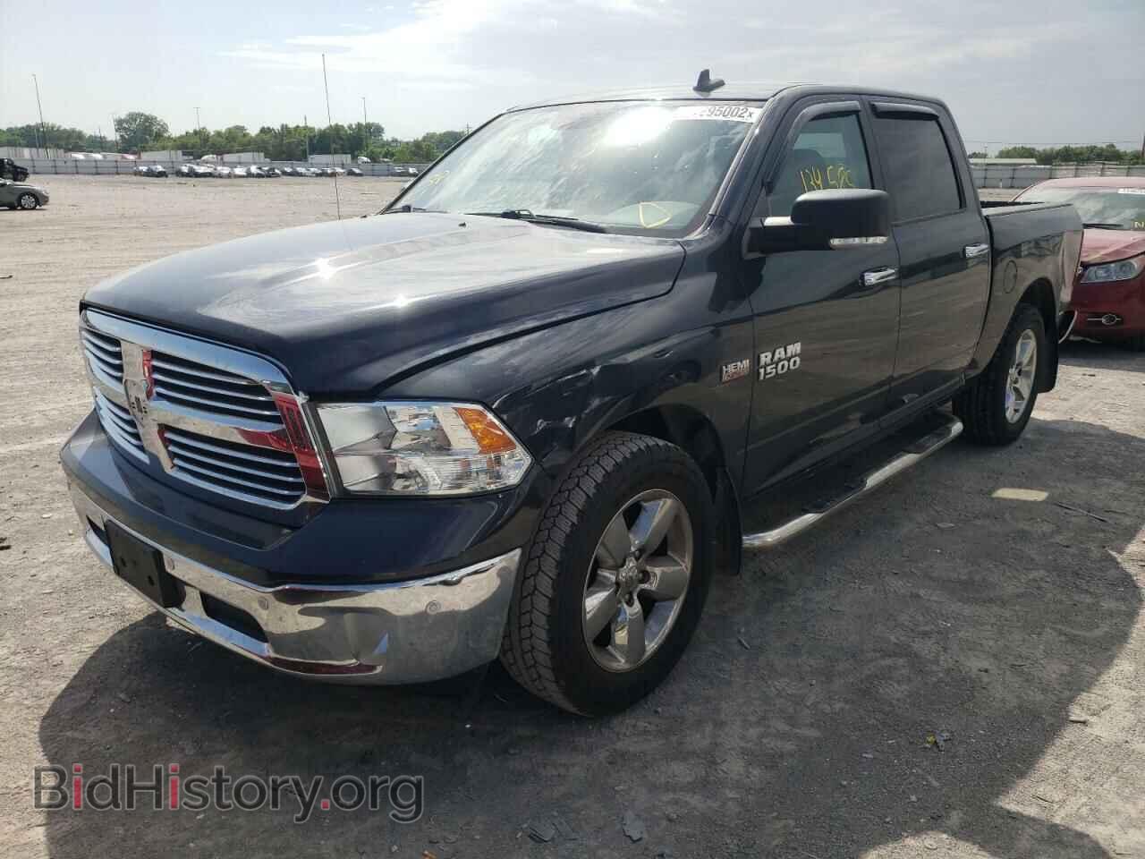 2016 RAM 1500 - VIN: 3C6RR7LT8GG301706 - Фото 2