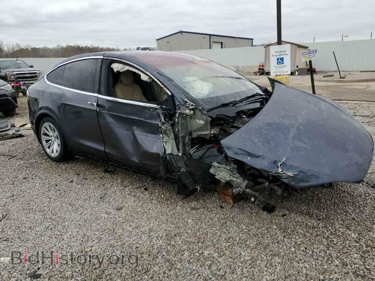 2016 TESLA MODEL X - VIN: 5YJXCBE20GF005402 - Photo 4