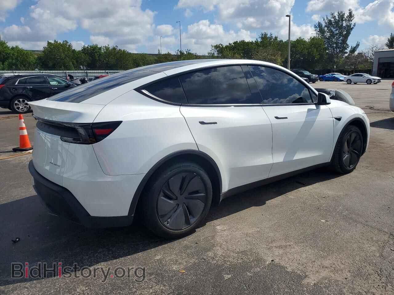 2026 TESLA MODEL Y - VIN: 7SAYGDEE9TA470818 - Фото 3