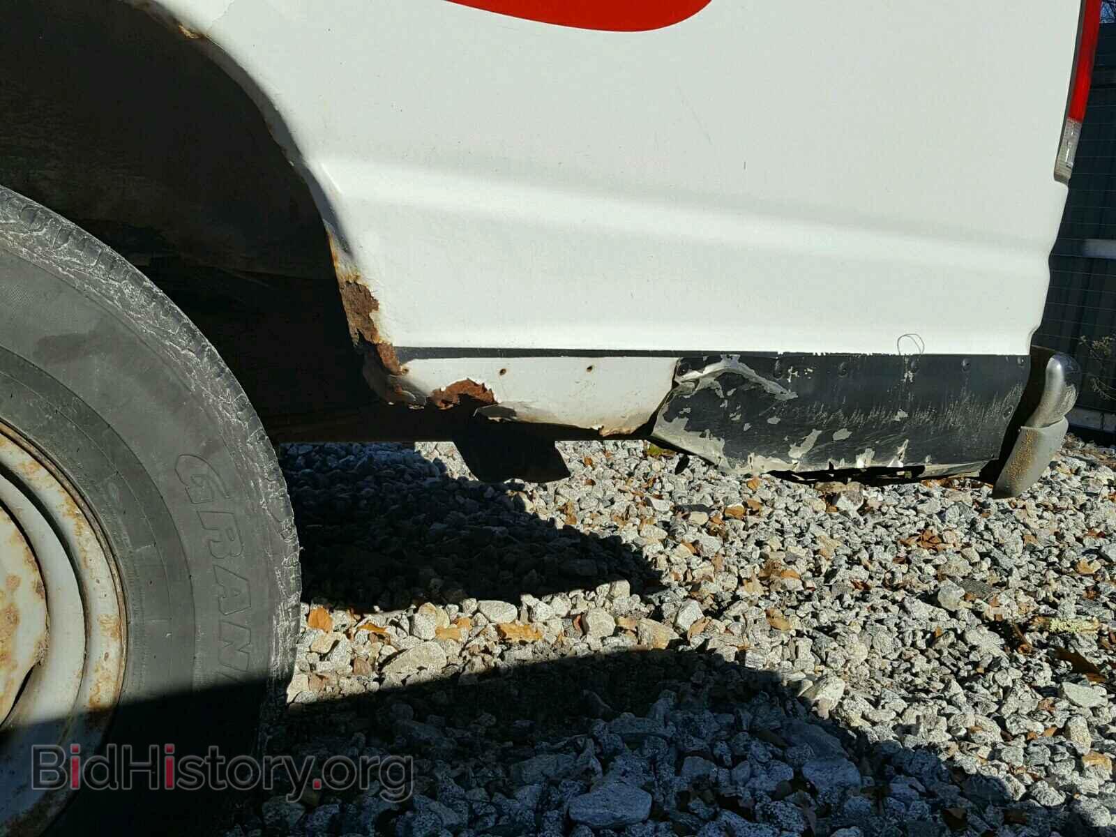 2000 FORD ECONOLINE - VIN: 1FBSS31L6YHB58602 - Photo 9