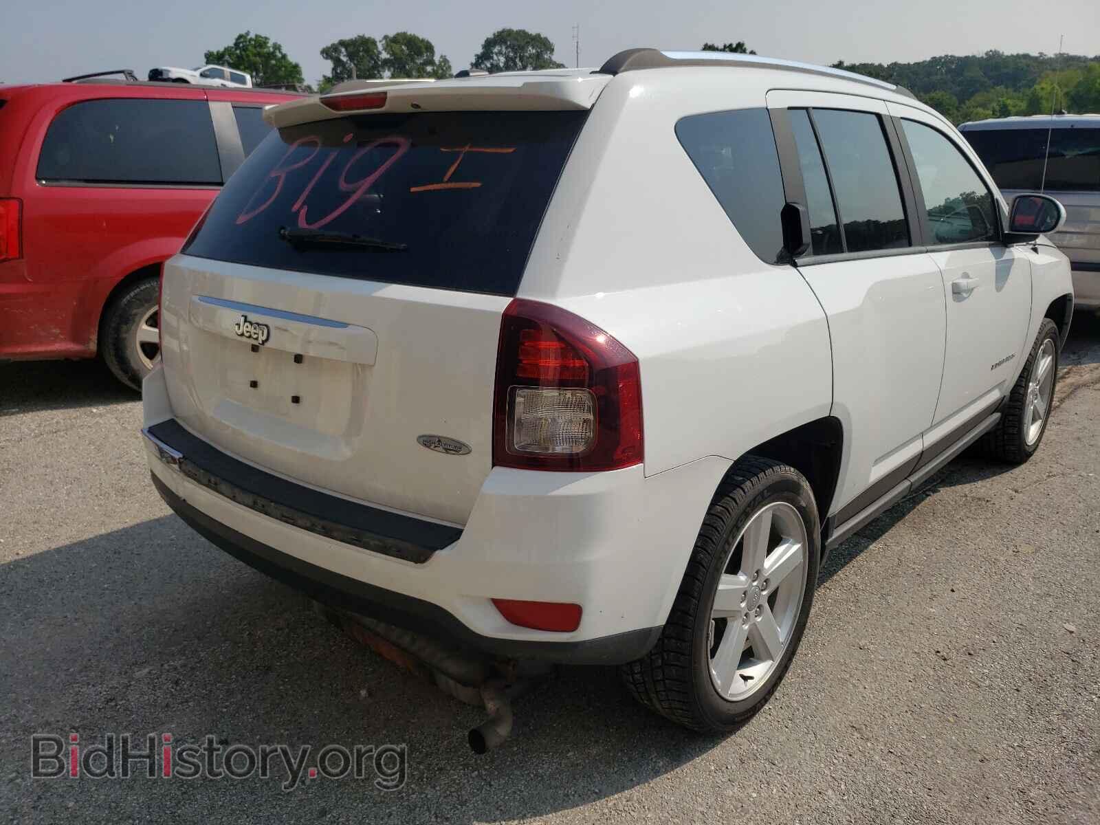 2014 JEEP COMPASS - VIN: 1C4NJCEA1ED785683 - Фото 4