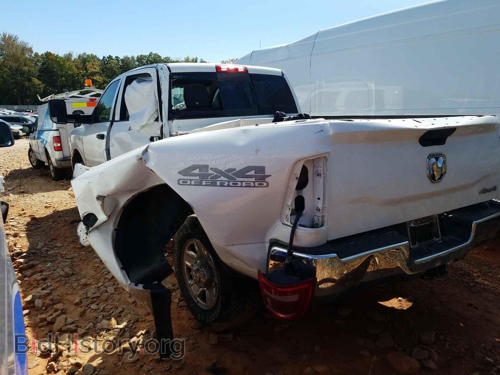 2019 RAM 2500 - VIN: 3C6UR5CJ8KG593086 - Фото 3
