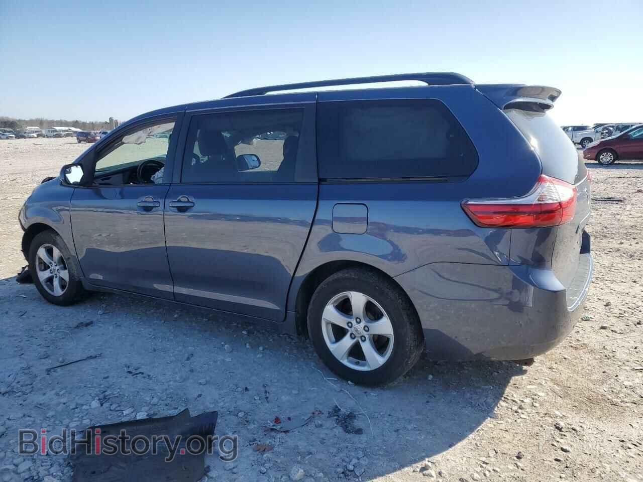 2017 TOYOTA All Models - VIN: 5TDKZ3DC7HS862967 - Фото 2