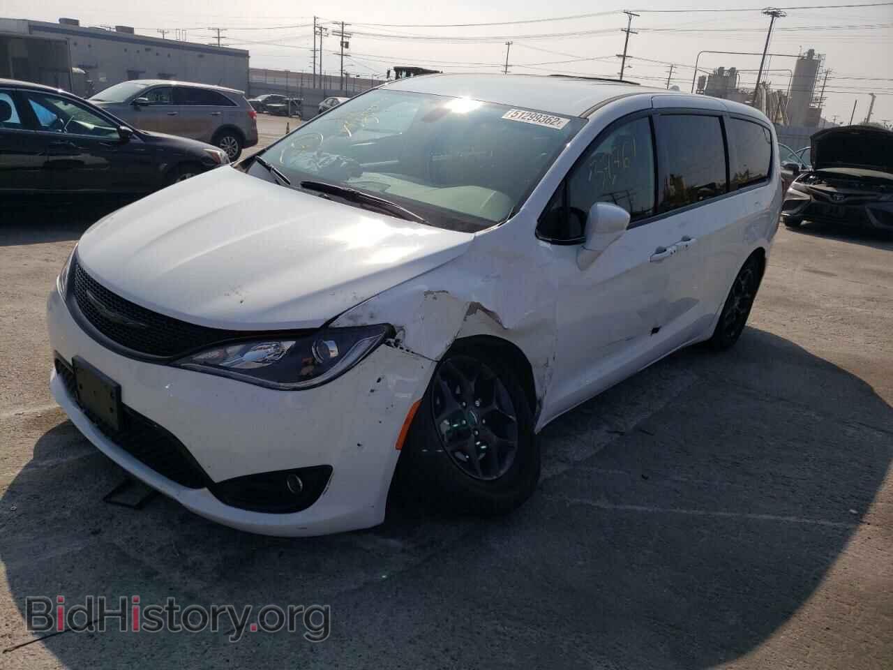 2019 CHRYSLER PACIFICA - VIN: 2C4RC1FG5KR652694 - Фото 2