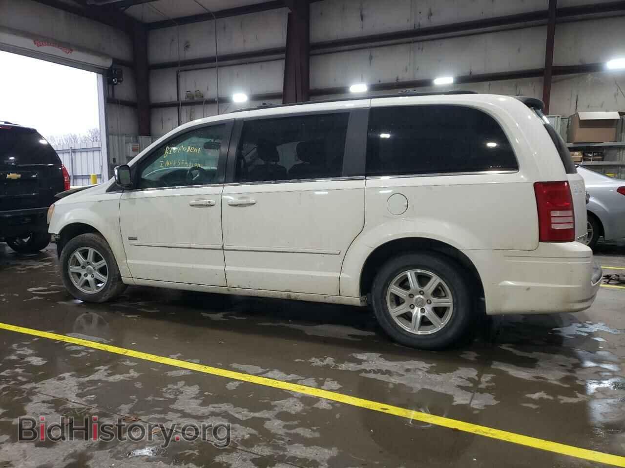 2008 CHRYSLER MINIVAN - VIN: 2A8HR54P78R768842 - Фото 2