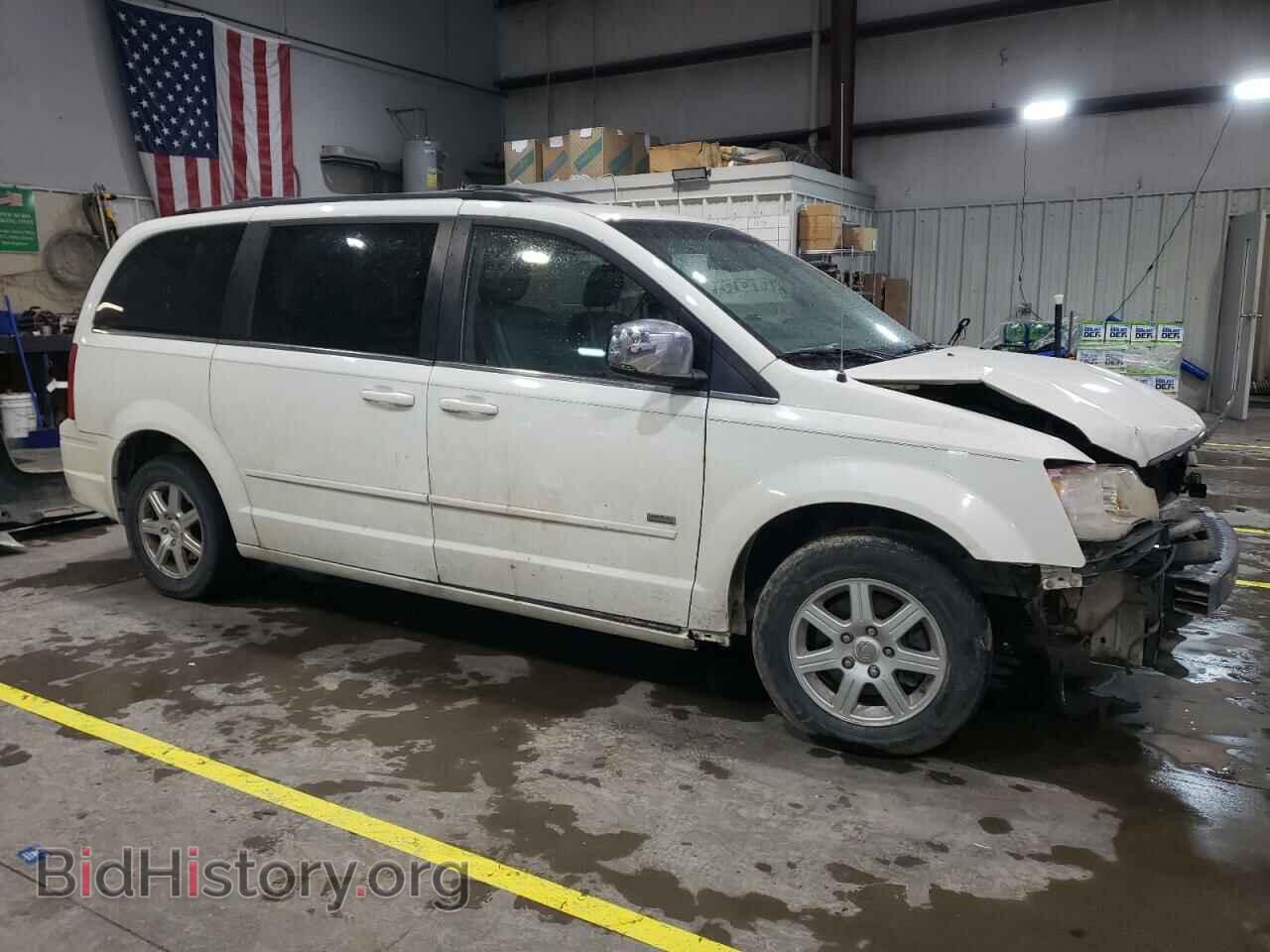 2008 CHRYSLER MINIVAN - VIN: 2A8HR54P78R768842 - Фото 4