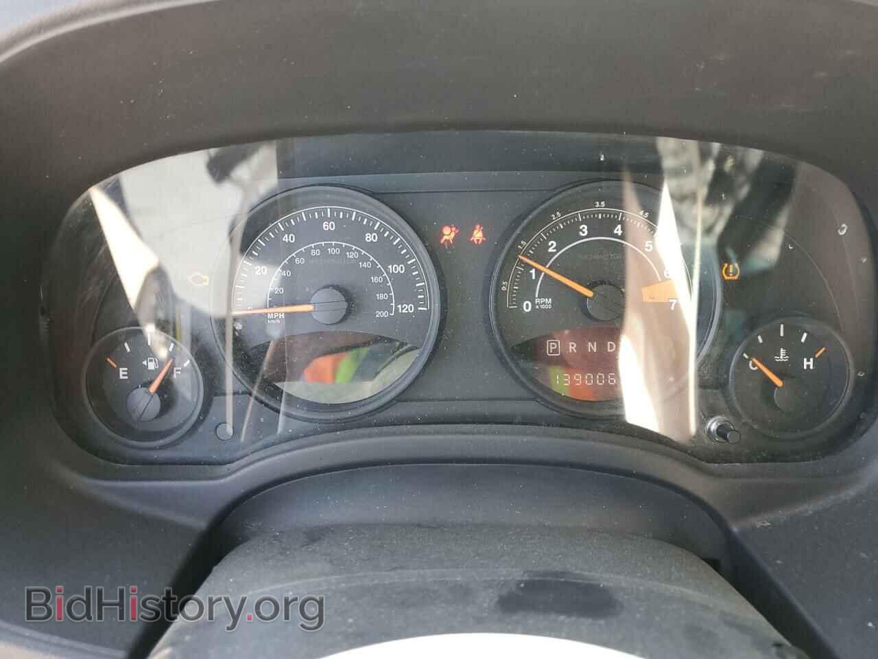 2016 JEEP COMPASS - VIN: 1C4NJDBB0GD556725 - Фото 9