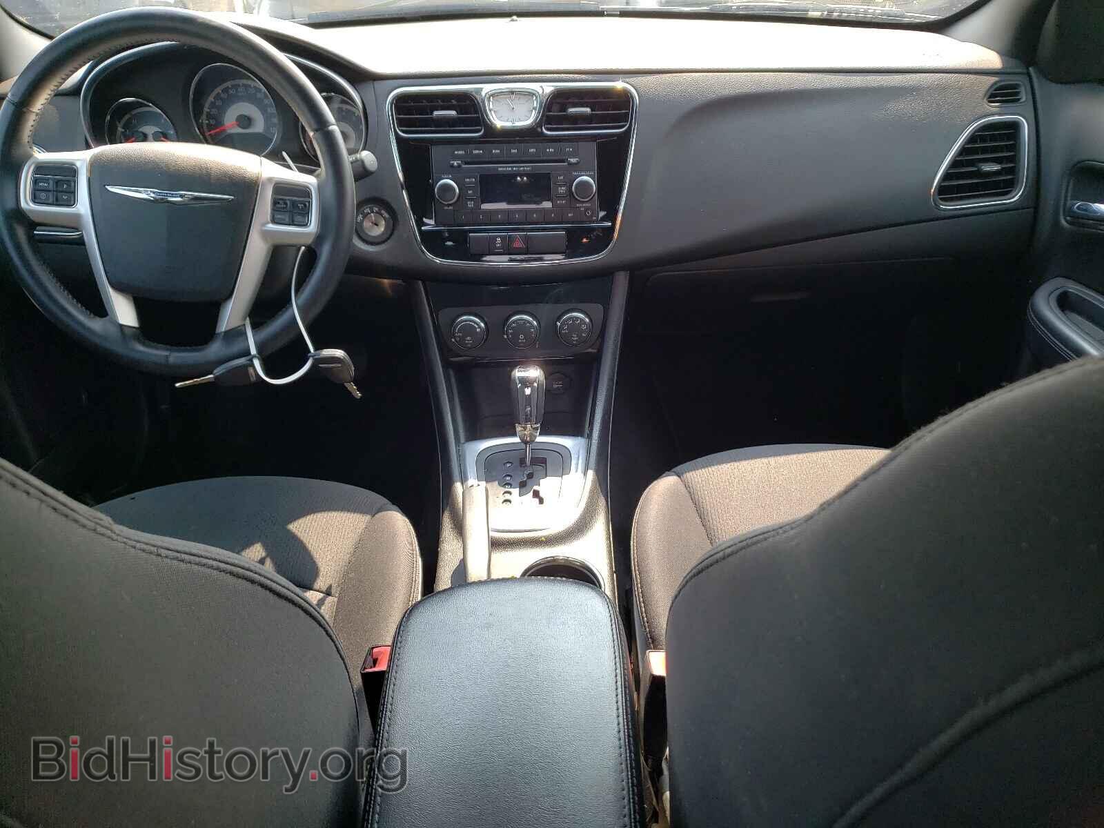 2012 CHRYSLER 200 - VIN: 1C3CCBBG0CN225833 - Фото 9