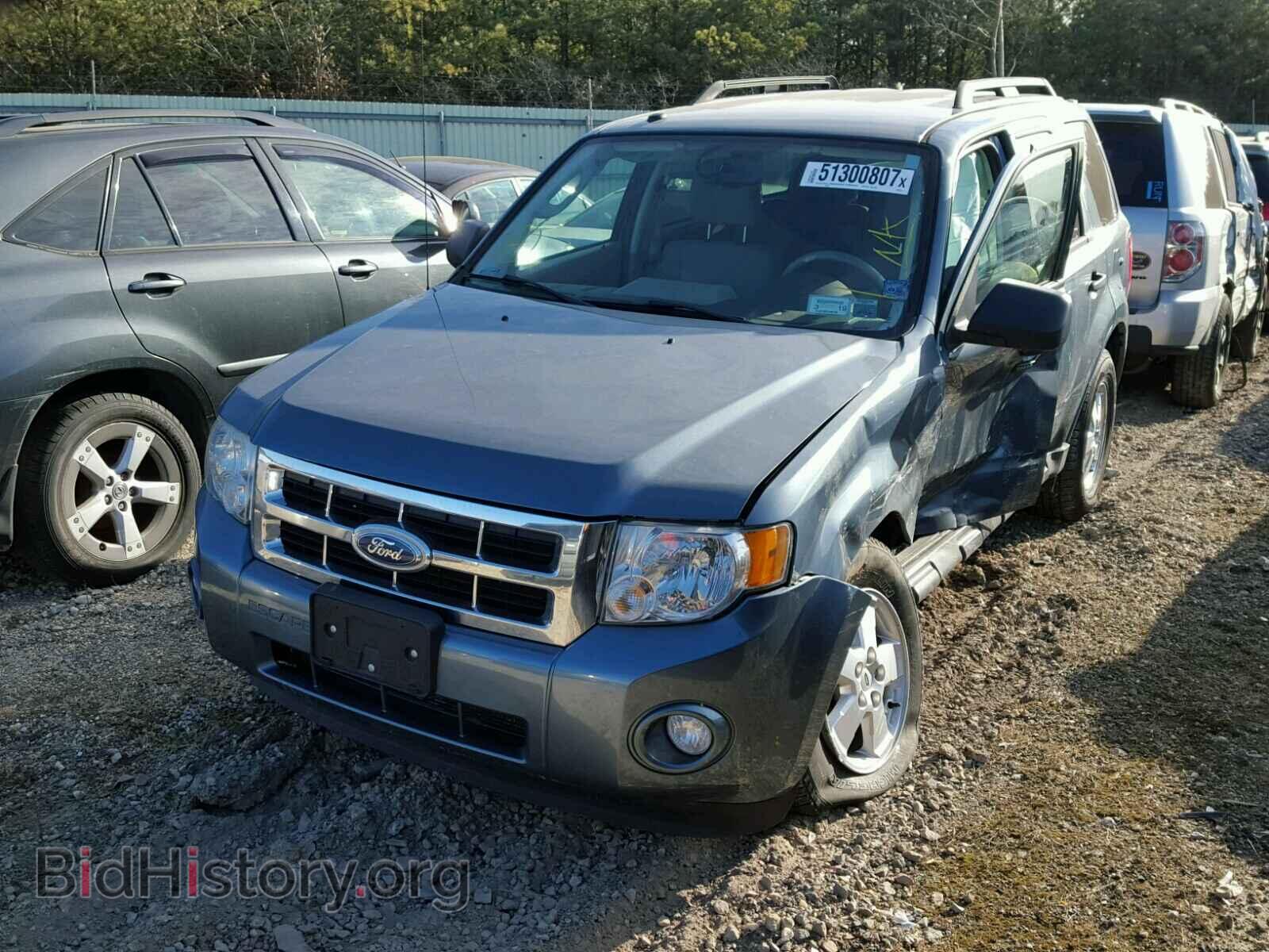 2011 FORD ESCAPE - VIN: 1FMCU9DG6BKA69243 - Фото 2