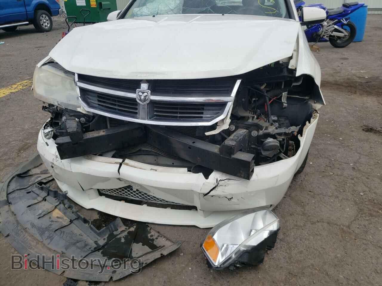 2010 DODGE AVENGER - VIN: 1B3CC5FB5AN197747 - Фото 9