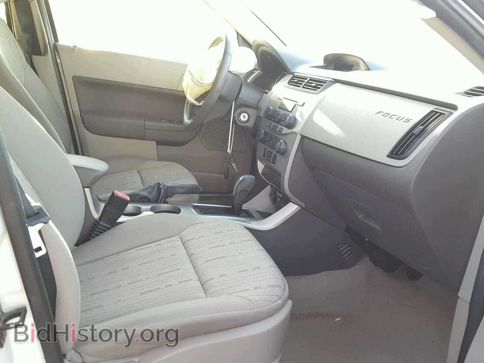 2011 FORD FOCUS - VIN: 1FAHP3FN4BW151822 - Photo 5