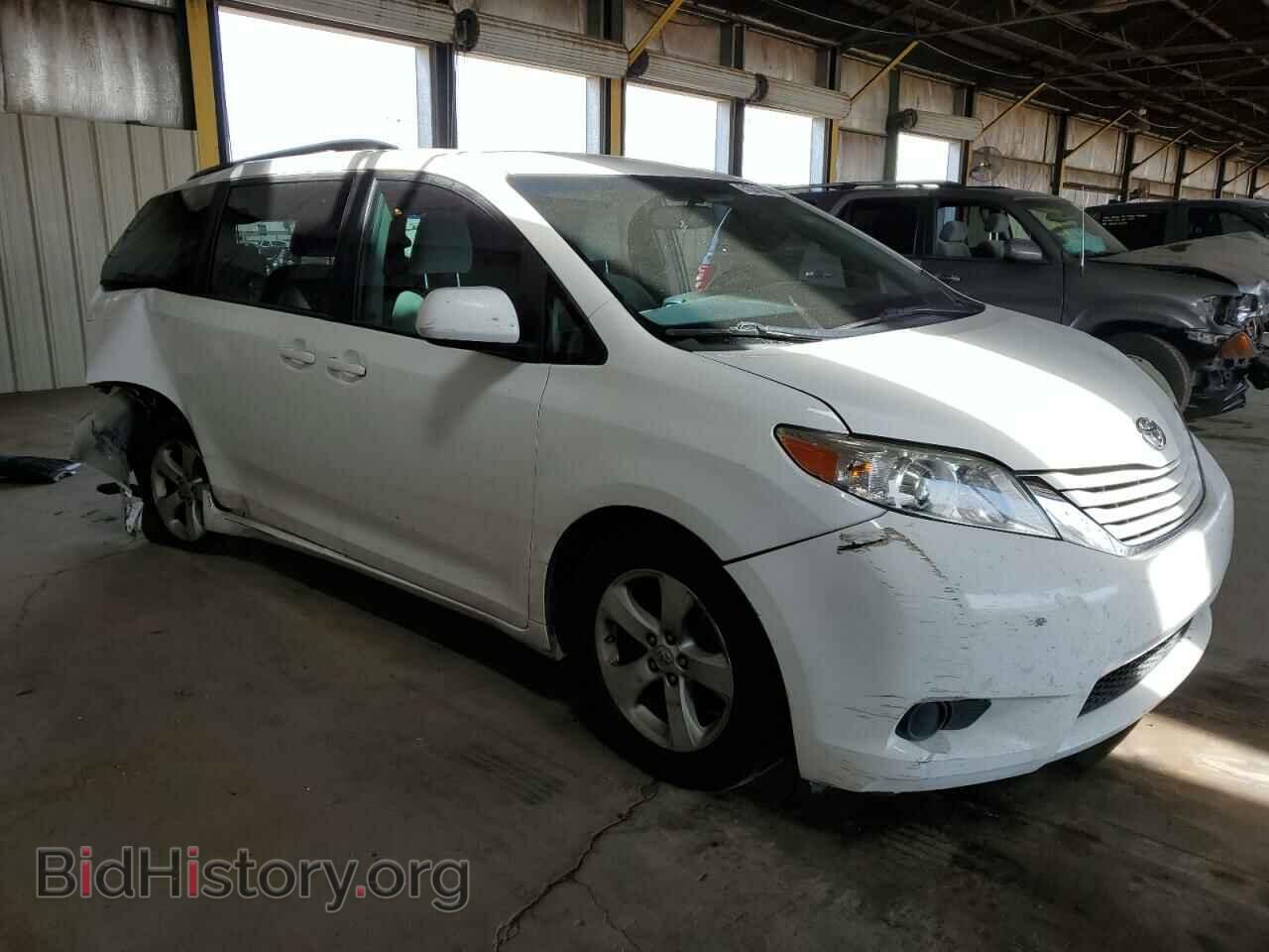 2017 TOYOTA All Models - VIN: 5TDKZ3DC4HS810857 - Фото 4