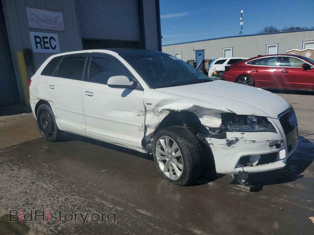 2011 AUDI A3 - VIN: WAUBJAFMXBA017906 - Photo 4