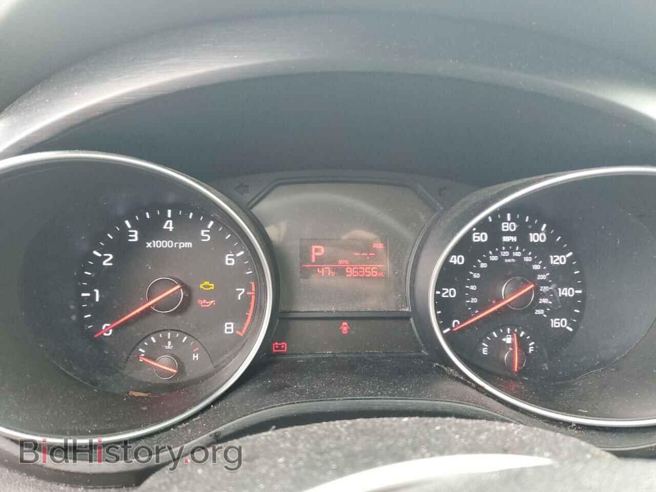 2015 KIA All Models - VIN: KNDMB5C19F6031606 - Photo 9