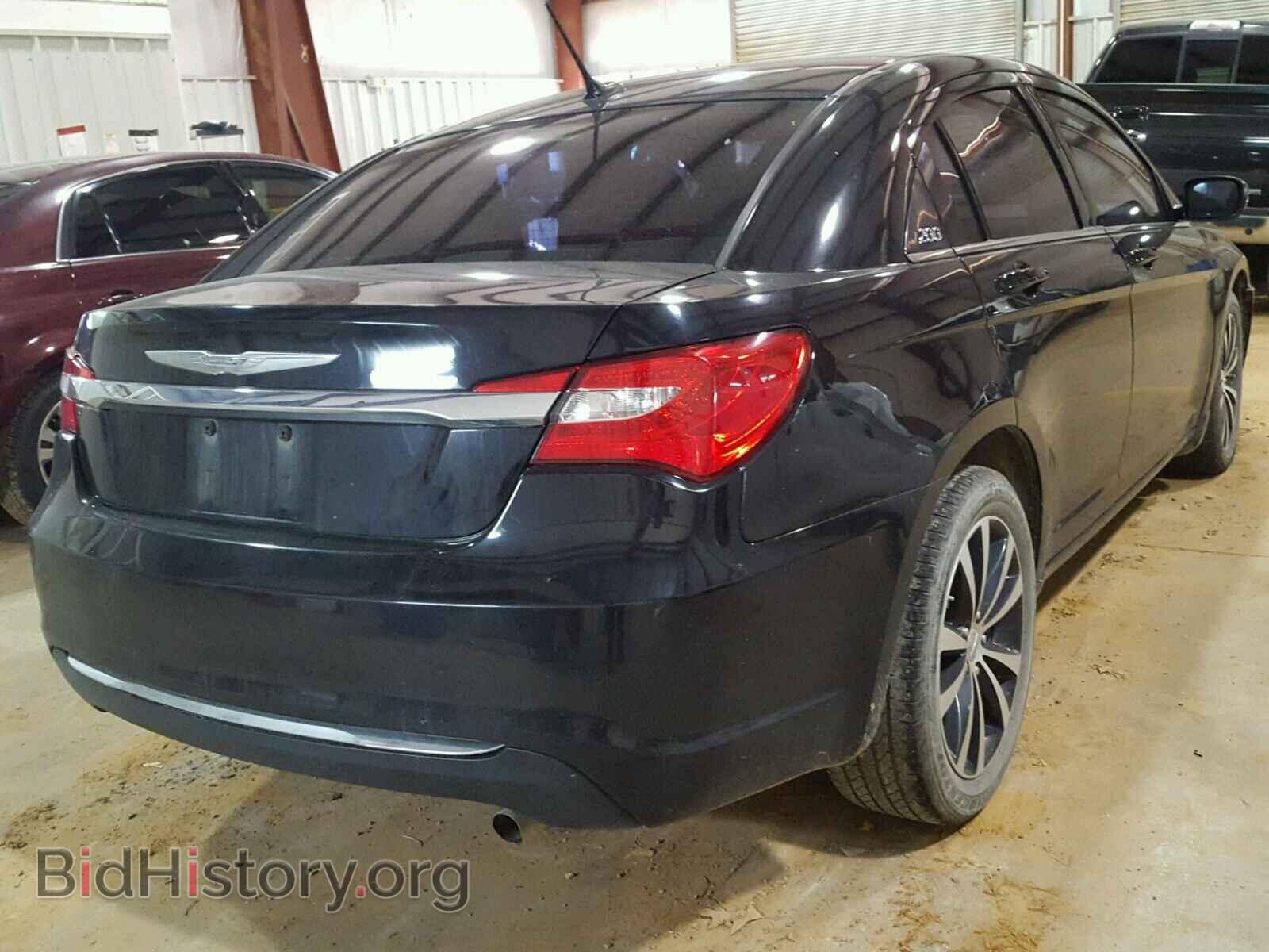 2011 CHRYSLER 200 - VIN: 1C3BC1FB4BN585738 - Фото 4