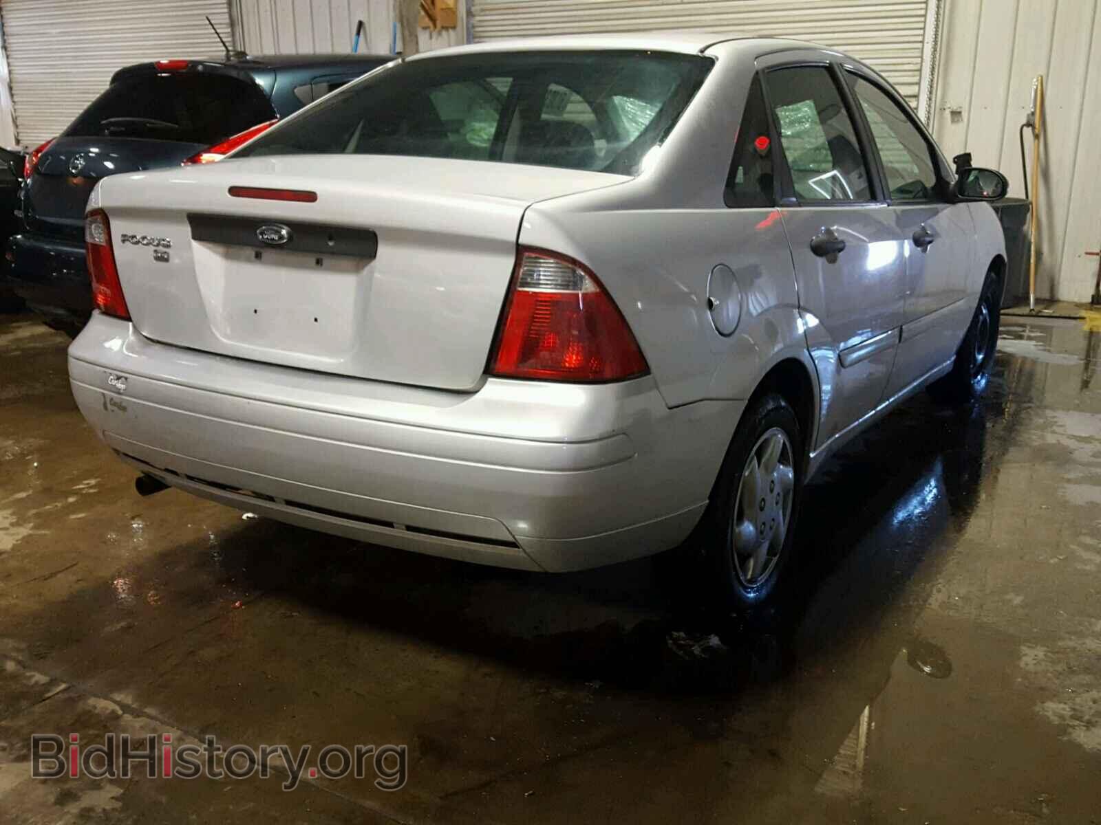 2007 FORD FOCUS - VIN: 1FAFP34N97W320167 - Фото 4