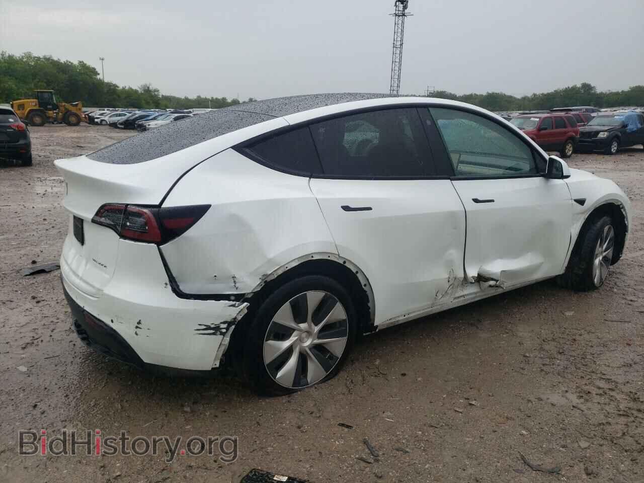 2022 TESLA MODEL Y - VIN: 7SAYGAEE2NF379457 - Фото 3