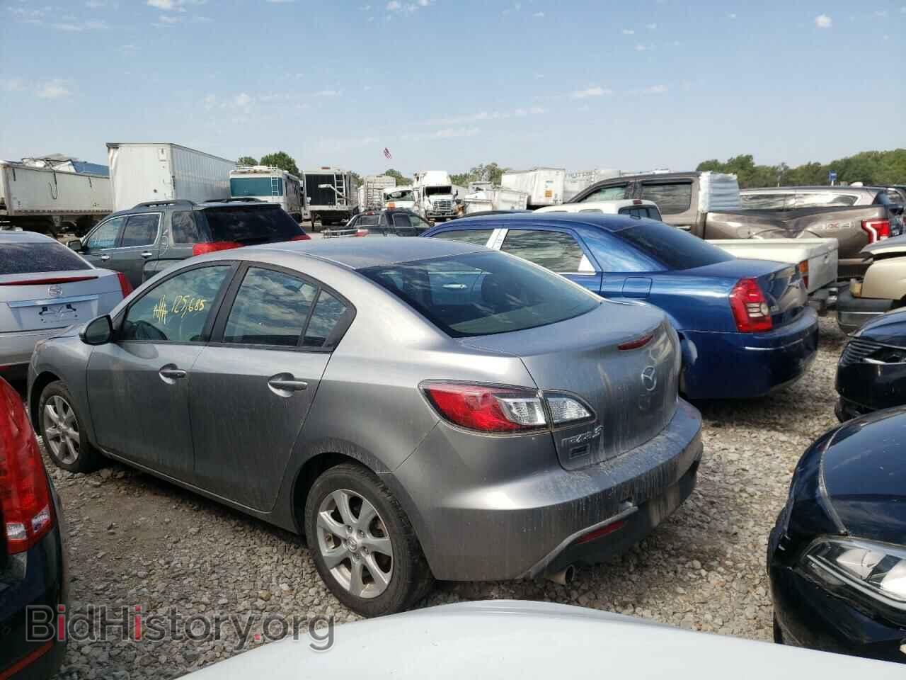 2011 MAZDA 3 - VIN: JM1BL1VF2B1447154 - Photo 3