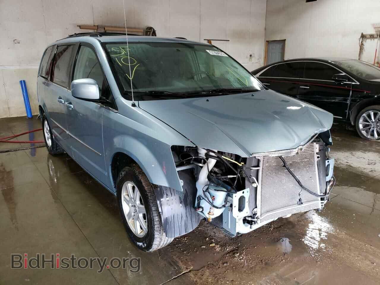 Photo 2A4RR5D13AR338328 - CHRYSLER MINIVAN 2010