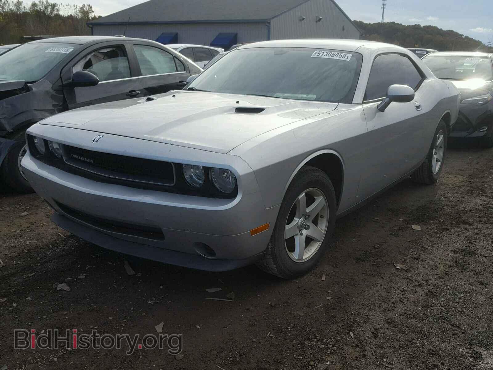 2009 DODGE CHALLENGER - VIN: 2B3LJ44V79H588741 - Фото 2
