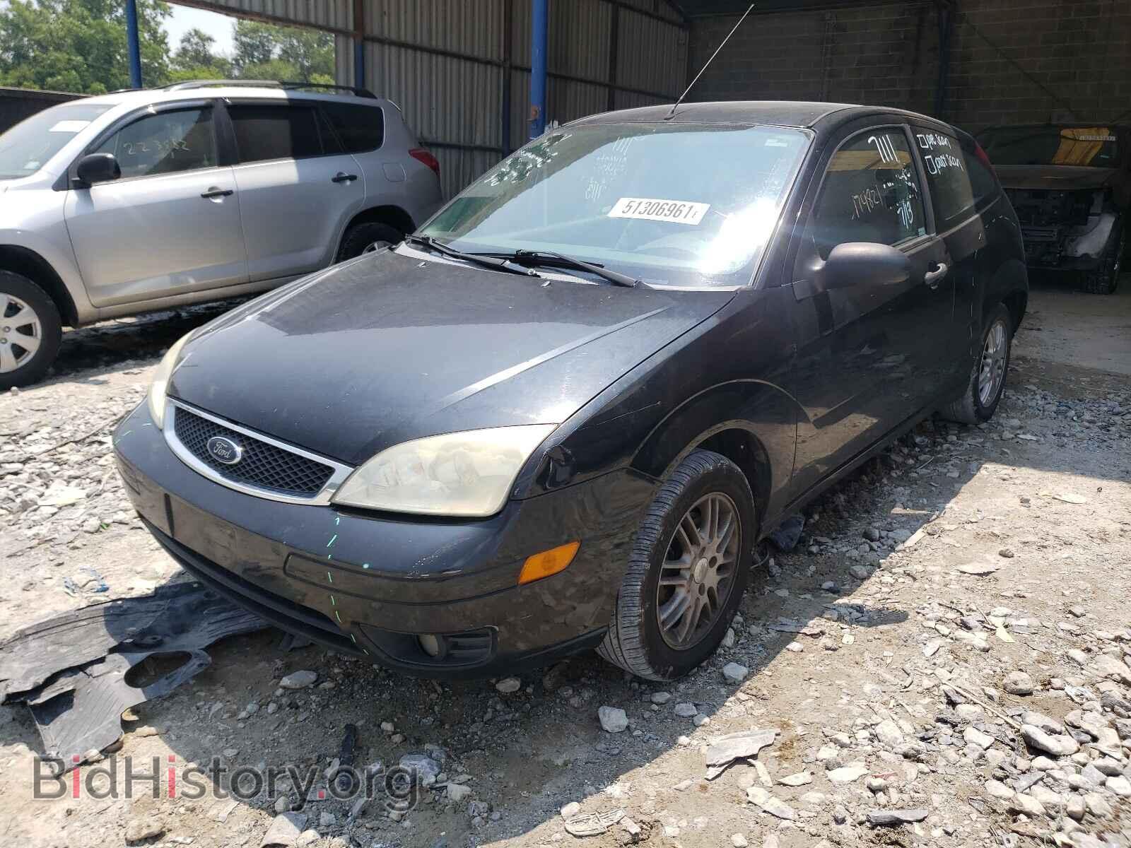 2007 FORD FOCUS - VIN: 1FAHP31N27W168570 - Фото 2