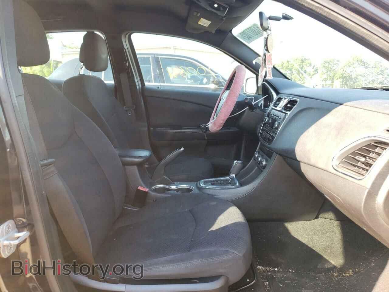 2012 CHRYSLER 200 - VIN: 1C3CCBBG7CN297029 - Фото 5