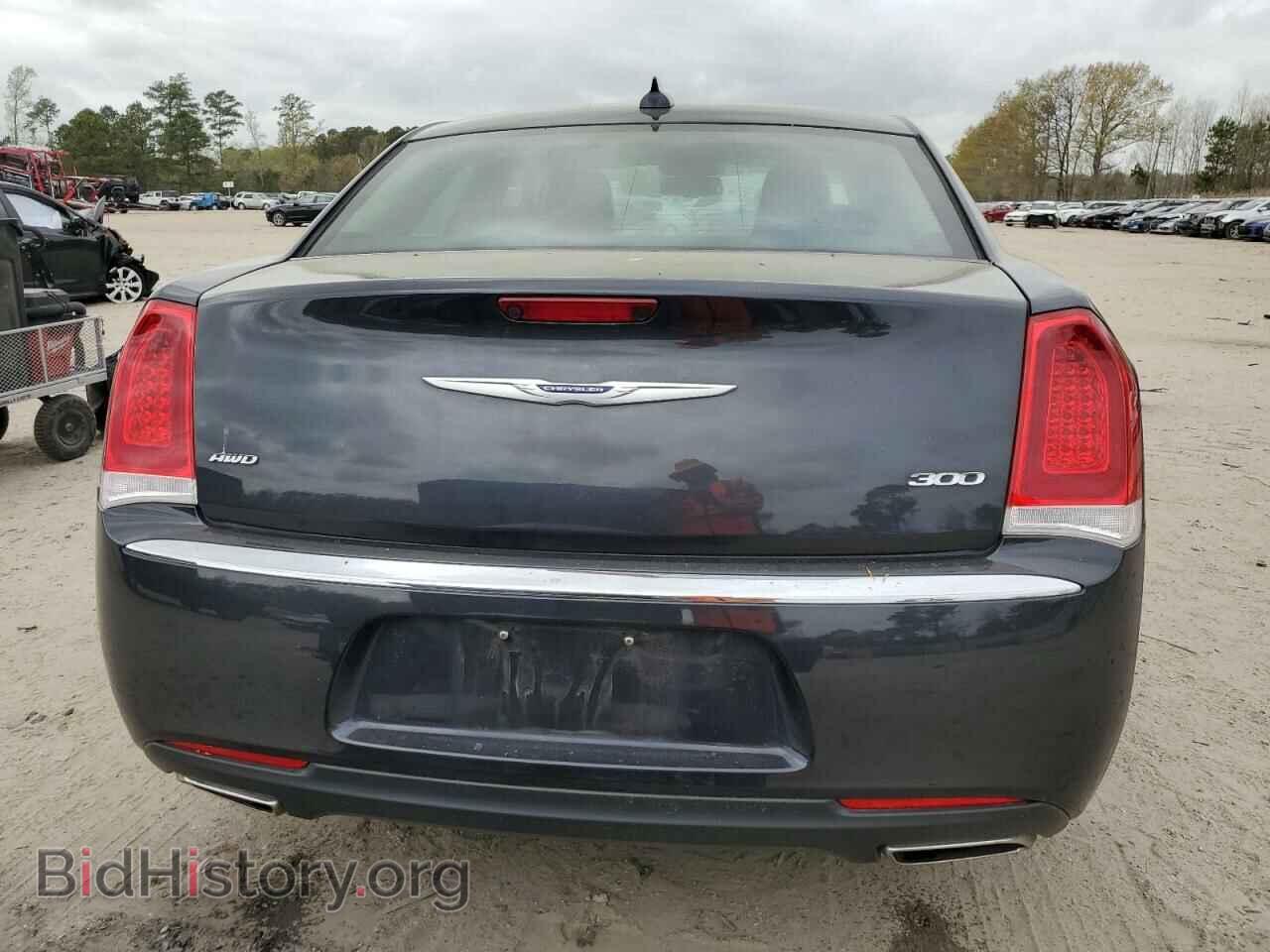 2019 CHRYSLER 300 - VIN: 2C3CCARG9KH626739 - Фото 6