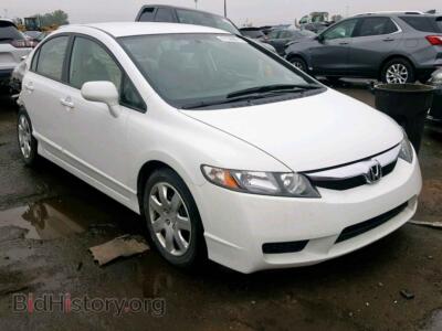 2009 Honda CIVIC LX, белый — VIN 19XFA16569E040023, Copart
