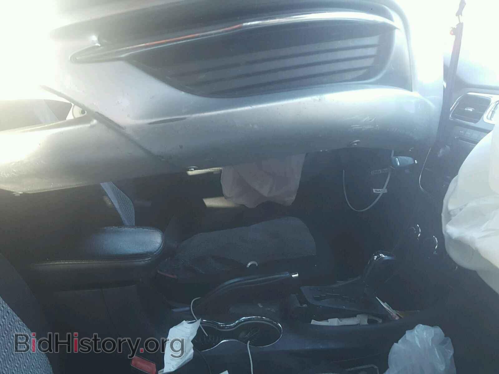 2012 CHRYSLER 200 - VIN: 1C3CCBAB4CN281764 - Фото 5