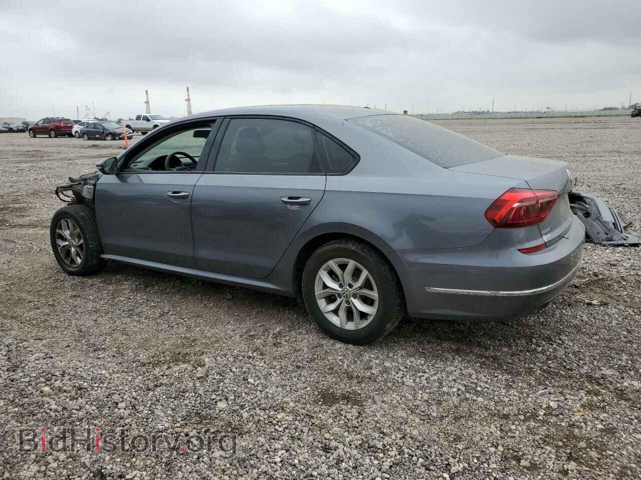 2018 VOLKSWAGEN PASSAT - VIN: 1VWAA7A33JC001613 - Фото 2