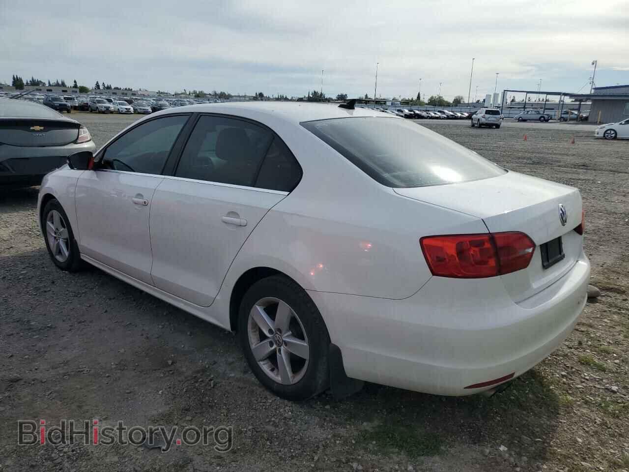 2013 VOLKSWAGEN JETTA - VIN: 3VWLL7AJ9DM306151 - Фото 2