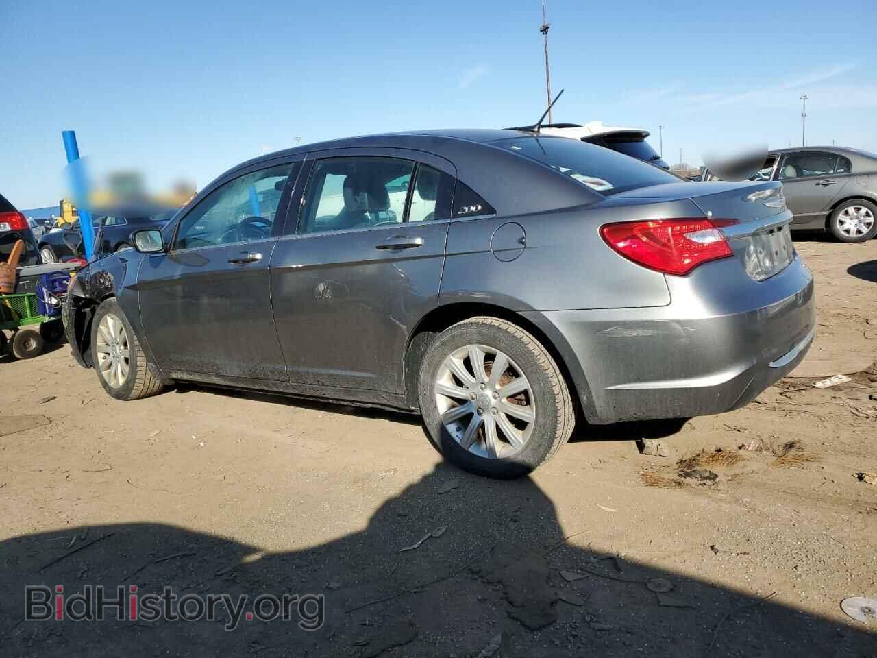 2013 CHRYSLER 200 - VIN: 1C3CCBBB8DN723123 - Фото 2