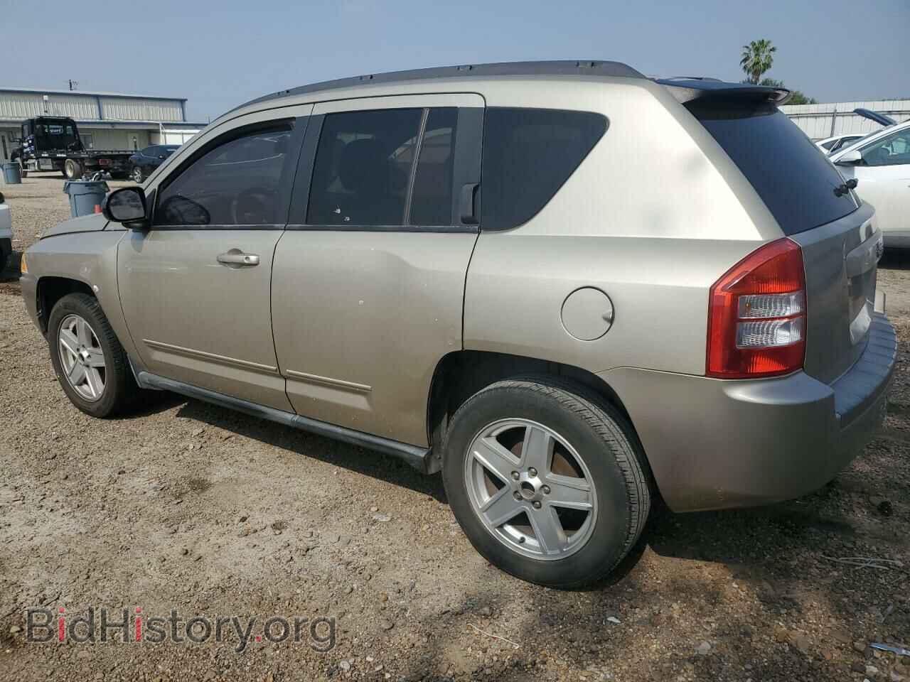 2010 JEEP COMPASS - VIN: 1J4NT4FBXAD541090 - Фото 2