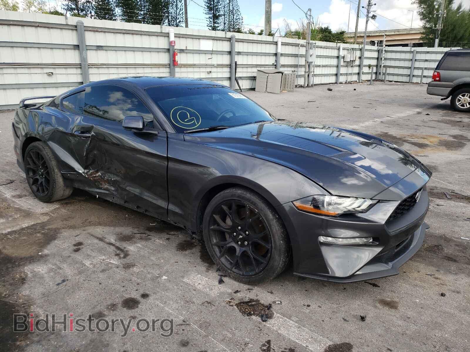 Photo 1FA6P8TH9J5179073 - FORD MUSTANG 2018