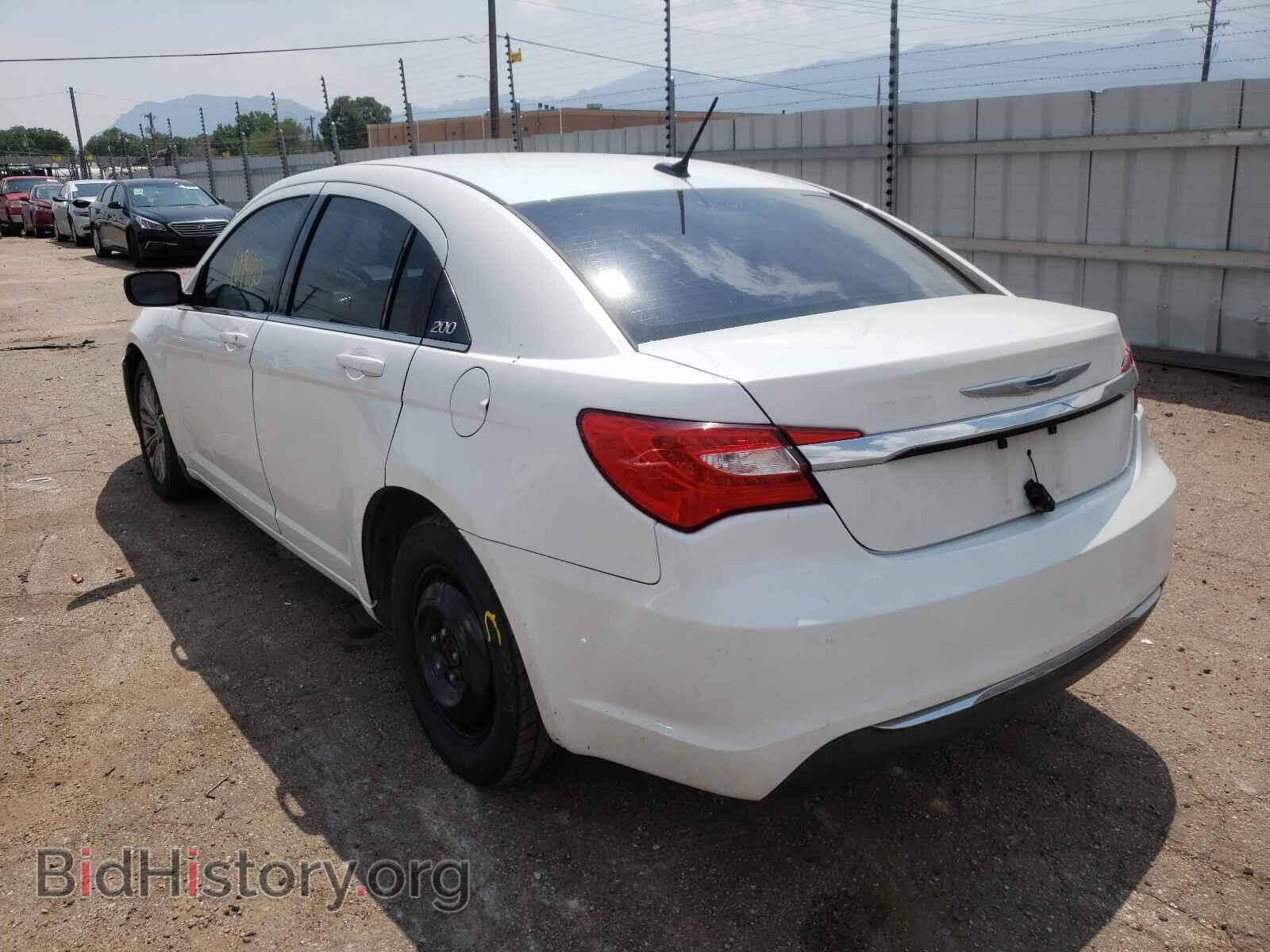2013 CHRYSLER 200 - VIN: 1C3CCBAB3DN670638 - Фото 3