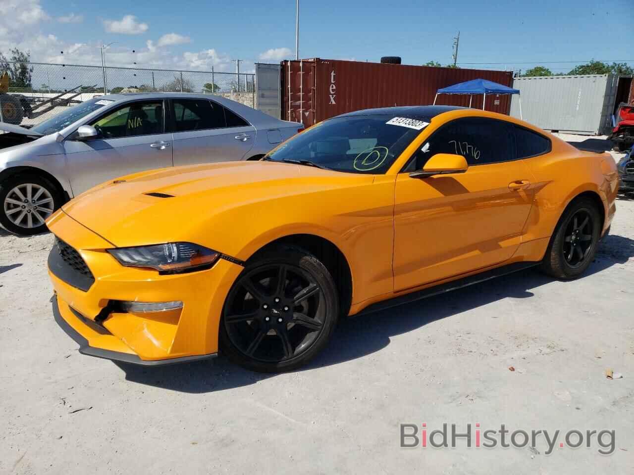 Photo 1FA6P8TH7J5153166 - FORD MUSTANG 2018