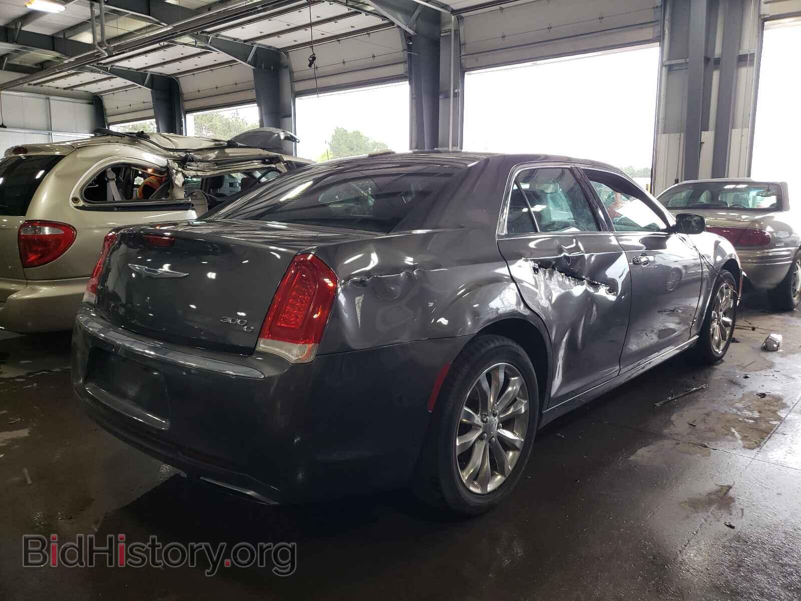 2015 CHRYSLER 300 - VIN: 2C3CCAKG0FH820477 - Фото 4