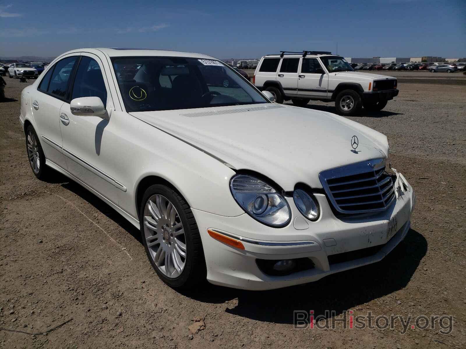 Photo WDBUF56X28B322851 - MERCEDES-BENZ E-CLASS 2008