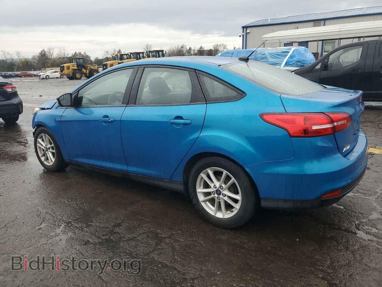 2017 FORD FOCUS - VIN: 1FADP3F23HL221924 - Photo 2