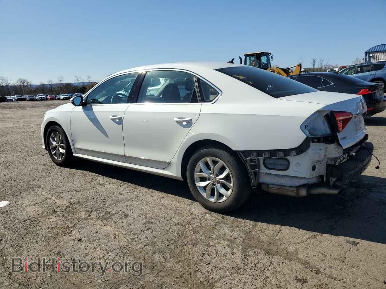 2016 VOLKSWAGEN PASSAT - VIN: 1VWAT7A30GC006559 - Фото 2