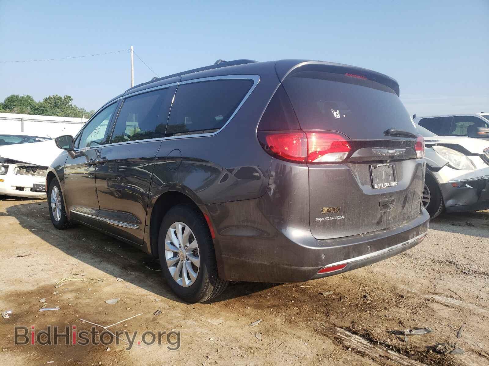 2017 CHRYSLER PACIFICA - VIN: 2C4RC1BG5HR576375 - Фото 3